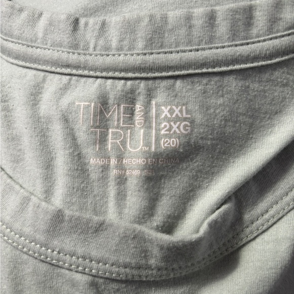 Time and Tru Women's Graphic T-Shirt - Picture 1 of 4